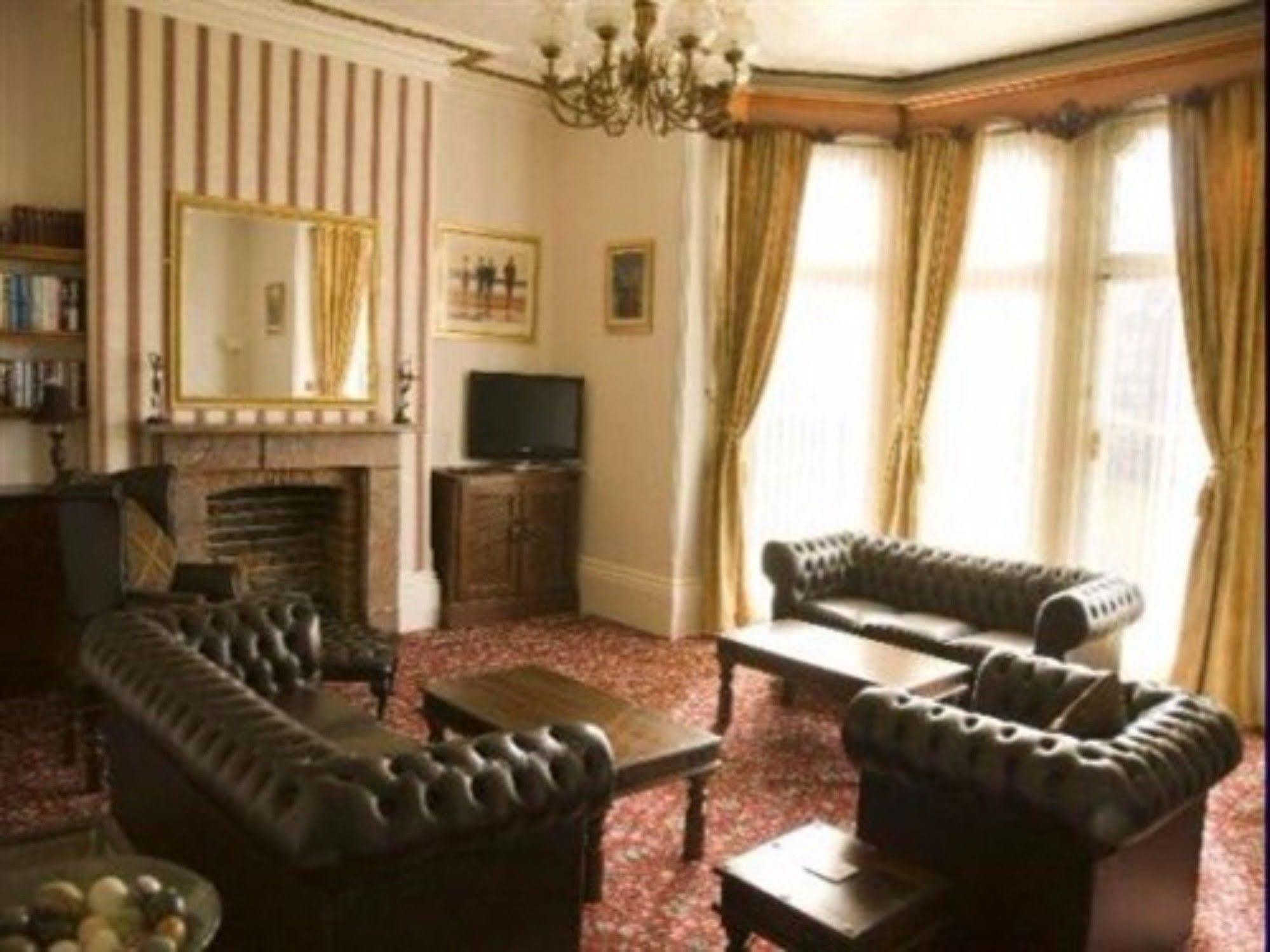 3 Norfolk Square Ξενοδοχείο Γκρέιτ Γιάρμουθ Εξωτερικό φωτογραφία